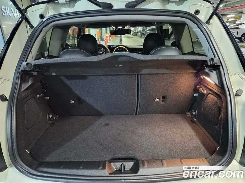Mini Cooper 2014 1.5 автомат (гидро), фото 18 Mini Cooper 2014 1.5 автомат (гидро), фото 18