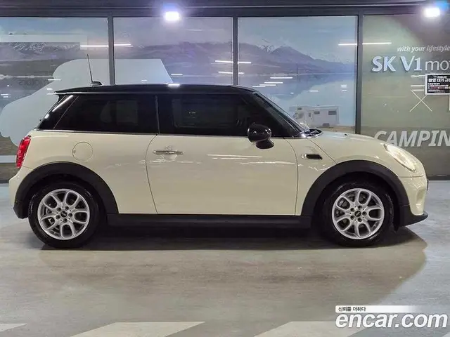 Mini Cooper 2014 1.5 автомат (гидро), миниатюра 3 Mini Cooper 2014 1.5 автомат (гидро), миниатюра 3