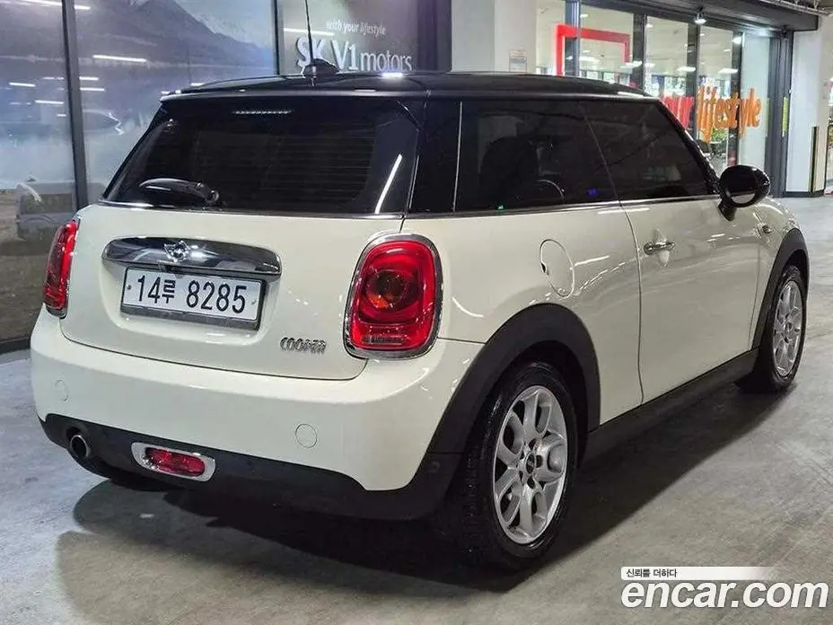 Mini Cooper 2014 1.5 автомат (гидро), фото 4 Mini Cooper 2014 1.5 автомат (гидро), фото 4