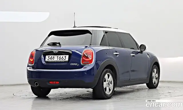 Mini Cooper 2017 1.5 автомат (гидро), миниатюра 2 Mini Cooper 2017 1.5 автомат (гидро), миниатюра 2