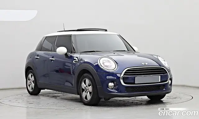 Mini Cooper 2017 1.5 автомат (гидро), миниатюра 3 Mini Cooper 2017 1.5 автомат (гидро), миниатюра 3