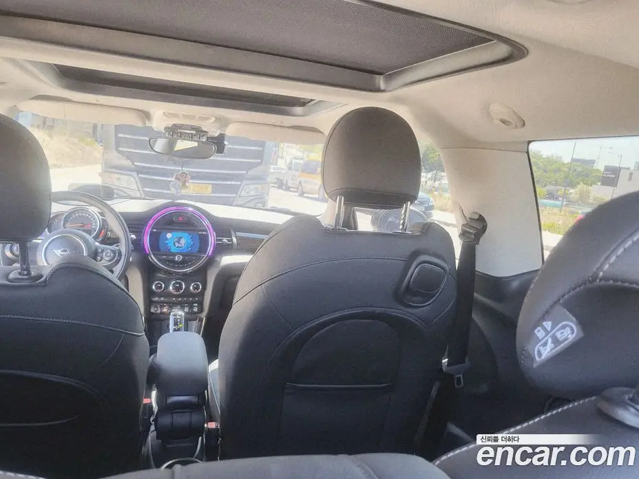 Mini Cooper 2019 1.5 автомат (гидро), фото 19 Mini Cooper 2019 1.5 автомат (гидро), фото 19