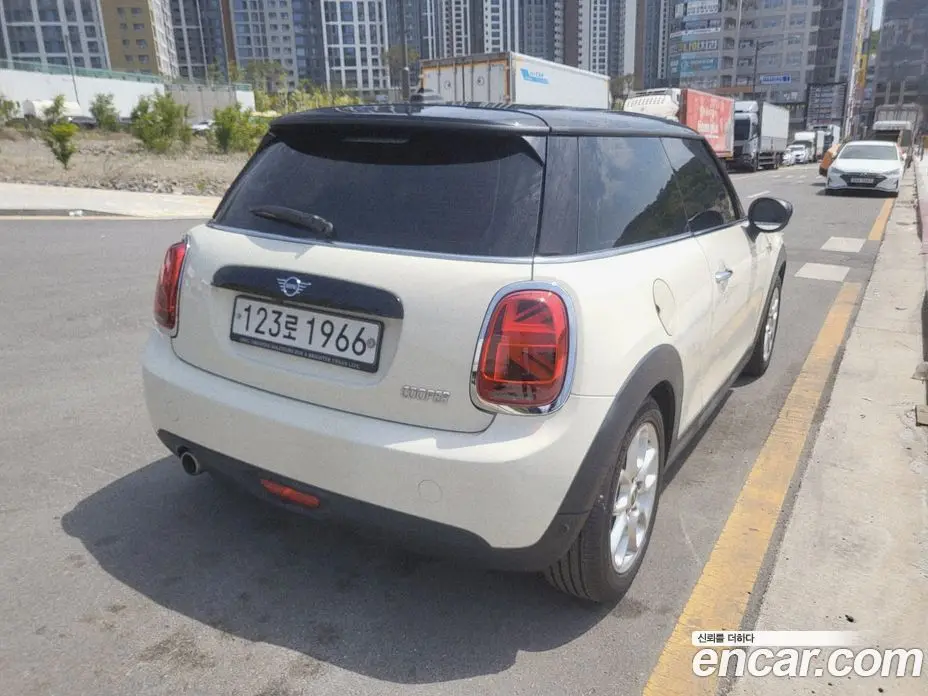 Mini Cooper 2019 1.5 автомат (гидро), фото 6 Mini Cooper 2019 1.5 автомат (гидро), фото 6