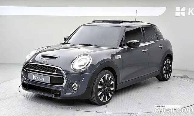 Mini Cooper, 2020, 82 871 км