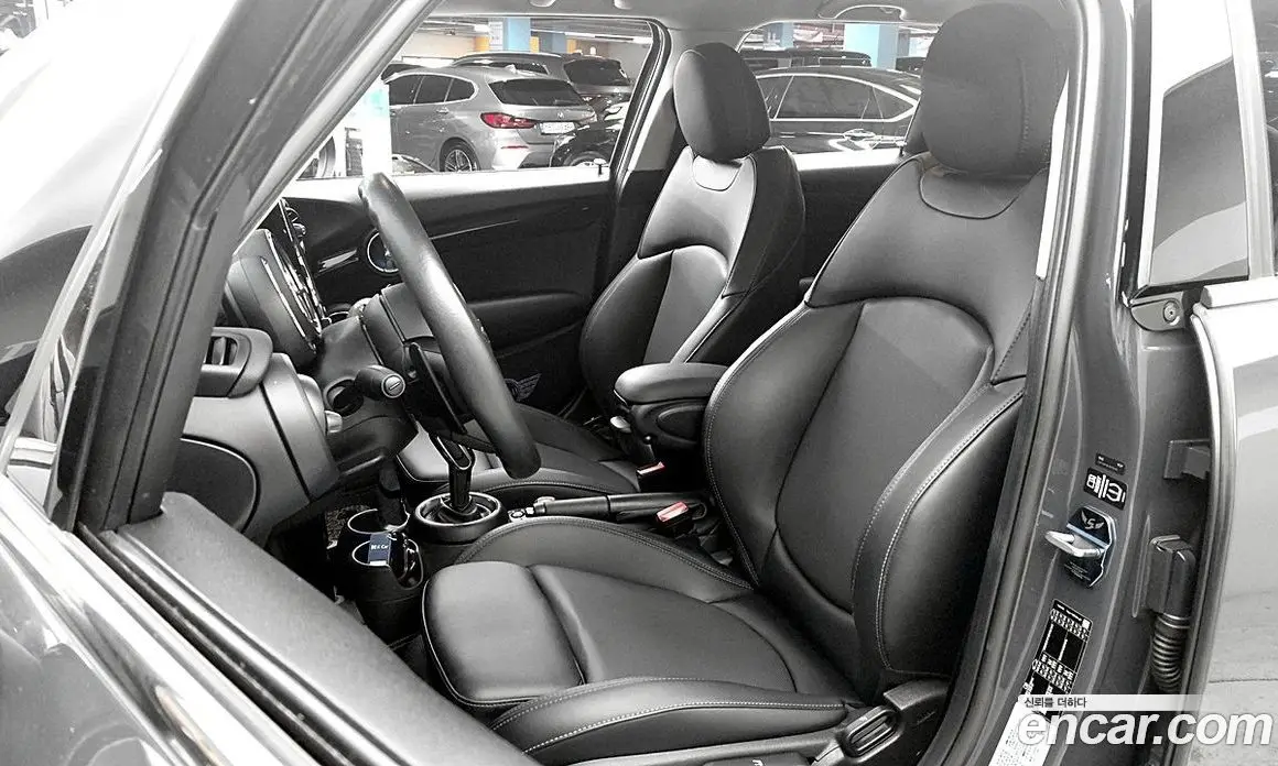 Mini Cooper 2020 2.0 автомат (гидро), фото 18 Mini Cooper 2020 2.0 автомат (гидро), фото 18