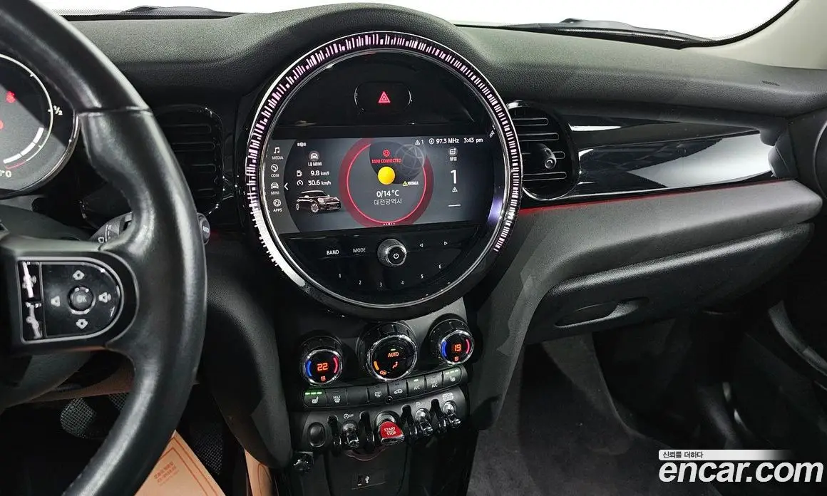 Mini Cooper 2023 1.5 автомат (гидро), фото 15
