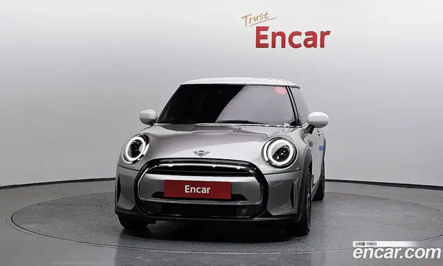 Mini Cooper 2023 1.5 автомат (гидро), миниатюра 3