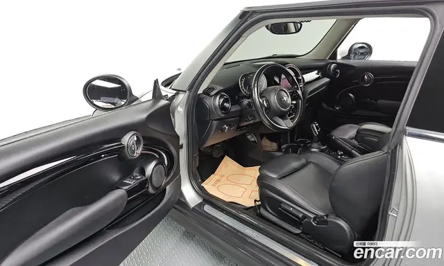 Mini Cooper 2023 1.5 автомат (гидро), миниатюра 10