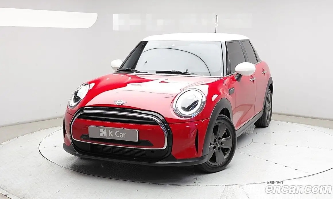 Mini Cooper 2023 1.5 автомат (гидро), фото 1 Mini Cooper 2023 1.5 автомат (гидро), фото 1