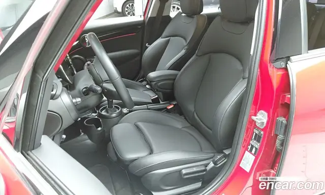 Mini Cooper 2023 1.5 автомат (гидро), миниатюра 12