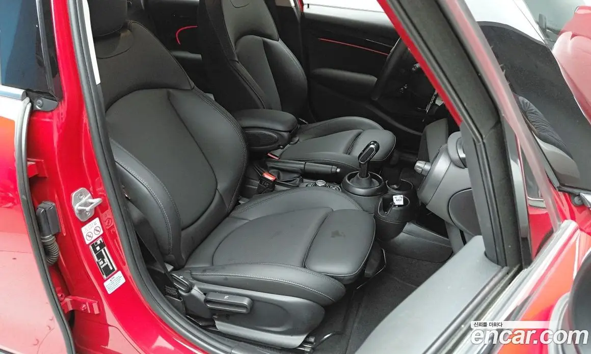 Mini Cooper 2023 1.5 автомат (гидро), фото 13 Mini Cooper 2023 1.5 автомат (гидро), фото 13
