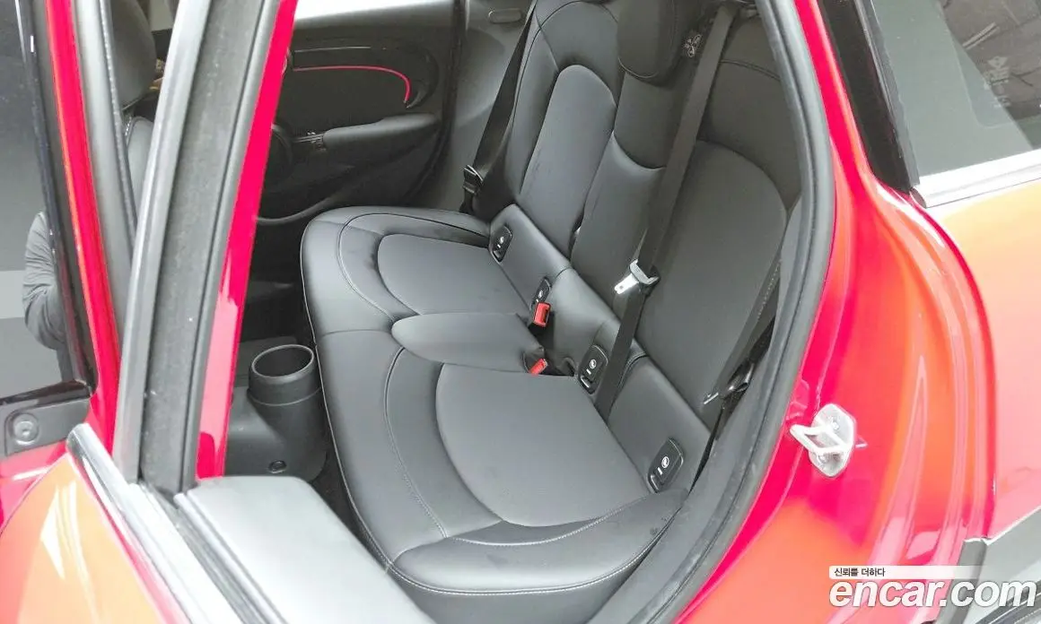 Mini Cooper 2023 1.5 автомат (гидро), фото 14 Mini Cooper 2023 1.5 автомат (гидро), фото 14