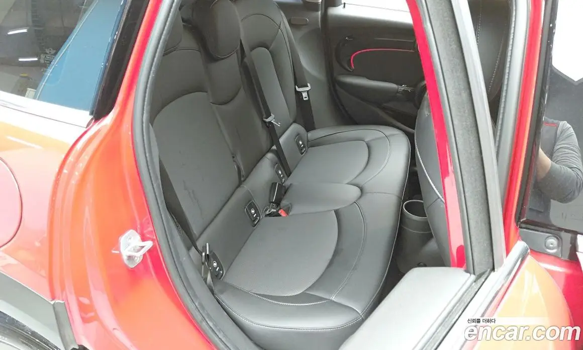 Mini Cooper 2023 1.5 автомат (гидро), фото 15 Mini Cooper 2023 1.5 автомат (гидро), фото 15