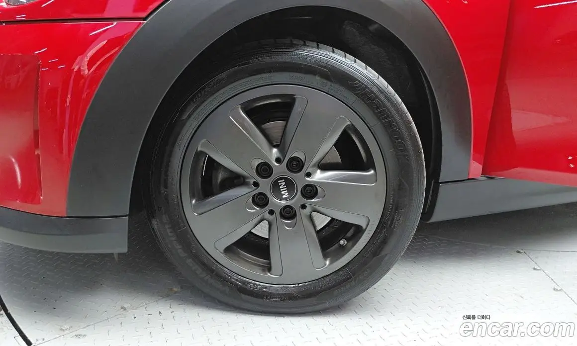 Mini Cooper 2023 1.5 автомат (гидро), фото 5 Mini Cooper 2023 1.5 автомат (гидро), фото 5