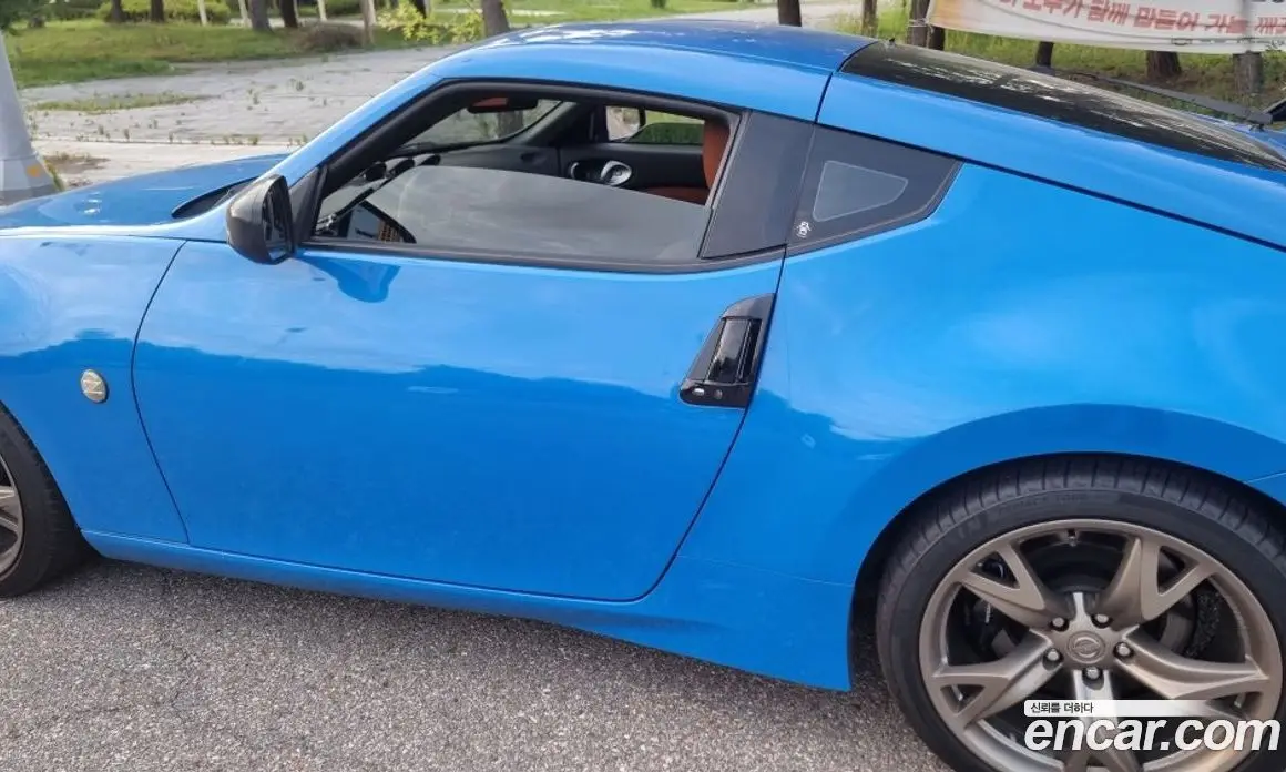 Nissan 370Z 2009 3.7 автомат (гидро), фото 4 Nissan 370Z 2009 3.7 автомат (гидро), фото 4