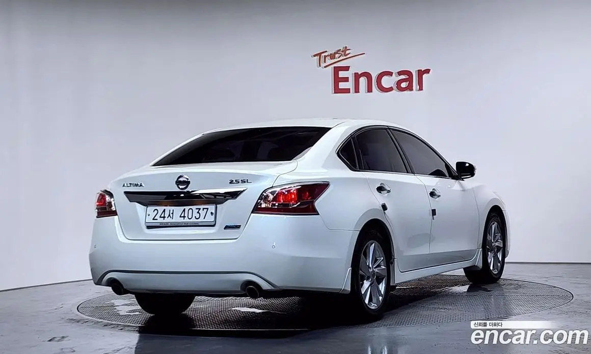 Nissan Altima 2015 2.5 автомат (гидро), фото 2 Nissan Altima 2015 2.5 автомат (гидро), фото 2