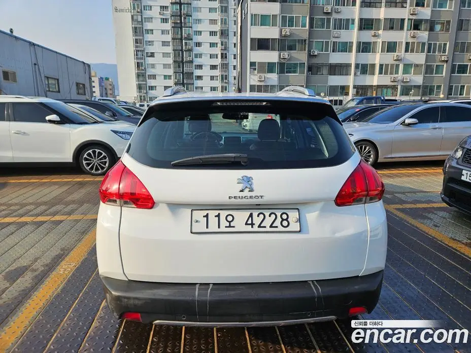 Peugeot 2008 2015 1.6 автомат (гидро), фото 5 Peugeot 2008 2015 1.6 автомат (гидро), фото 5