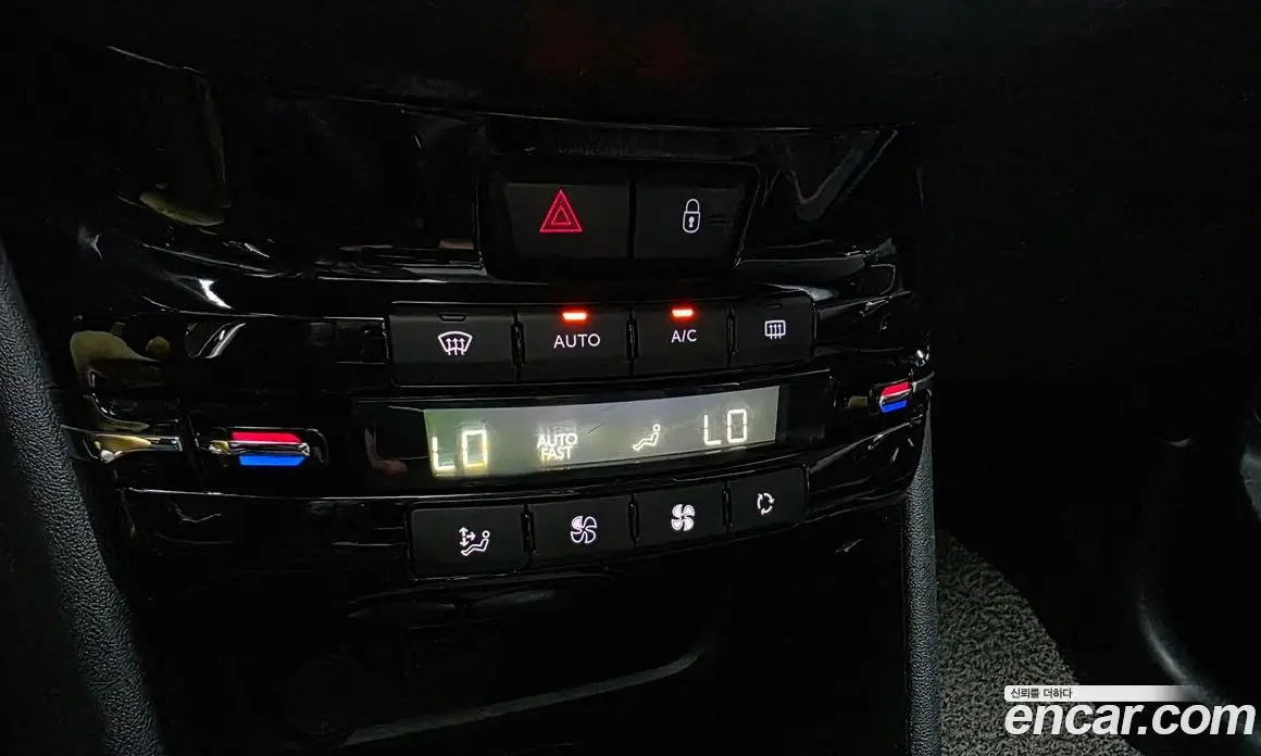Peugeot 2008 2019 1.5 автомат (гидро), фото 22 Peugeot 2008 2019 1.5 автомат (гидро), фото 22