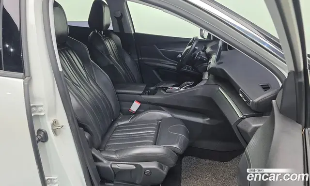 Peugeot 3008 2017 1.6 автомат (гидро), миниатюра 11