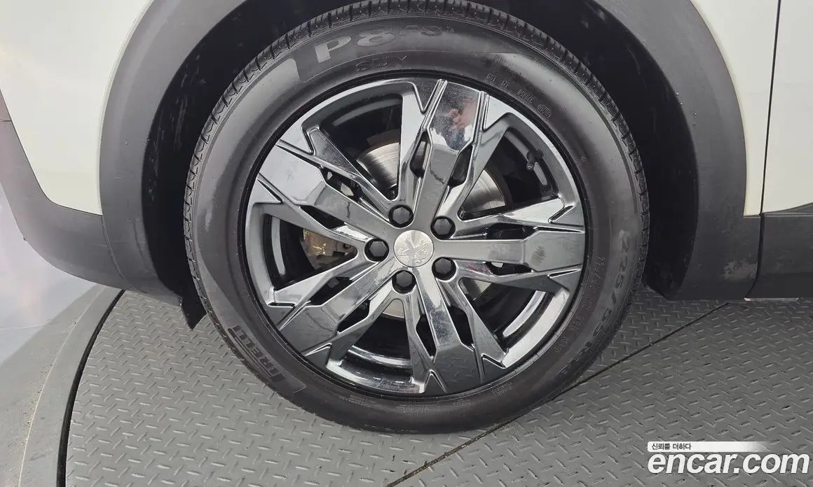 Peugeot 3008 2017 1.6 автомат (гидро), фото 5