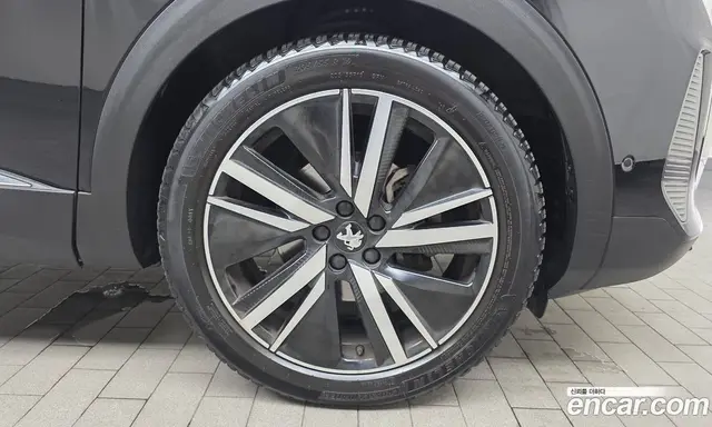 Peugeot 5008 2023 1.5 автомат (гидро), миниатюра 7