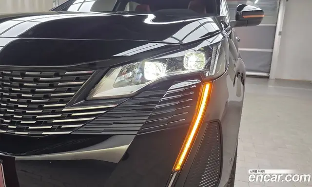 Peugeot 5008 2023 1.5 автомат (гидро), миниатюра 8