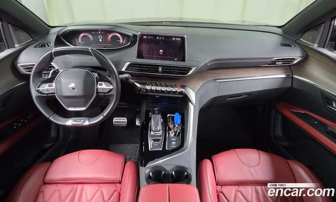 Peugeot 5008 2023 1.5 автомат (гидро), фото 10