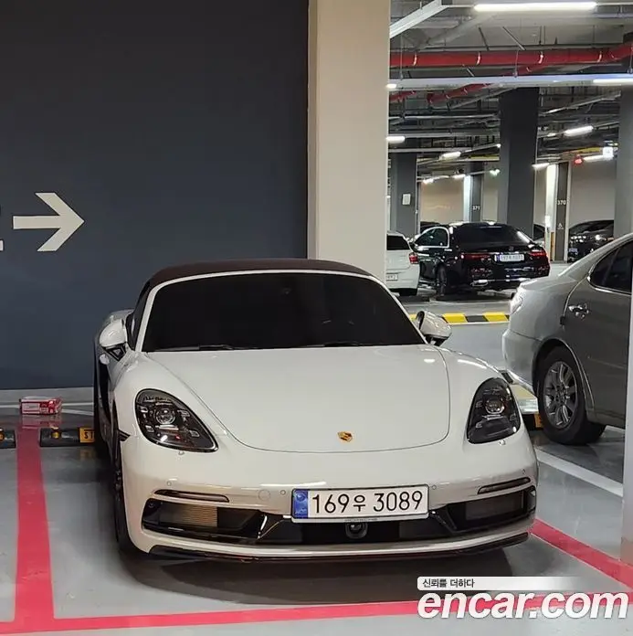 Porsche 718 2023 4.0 автомат (гидро), фото 1 Porsche 718 2023 4.0 автомат (гидро), фото 1