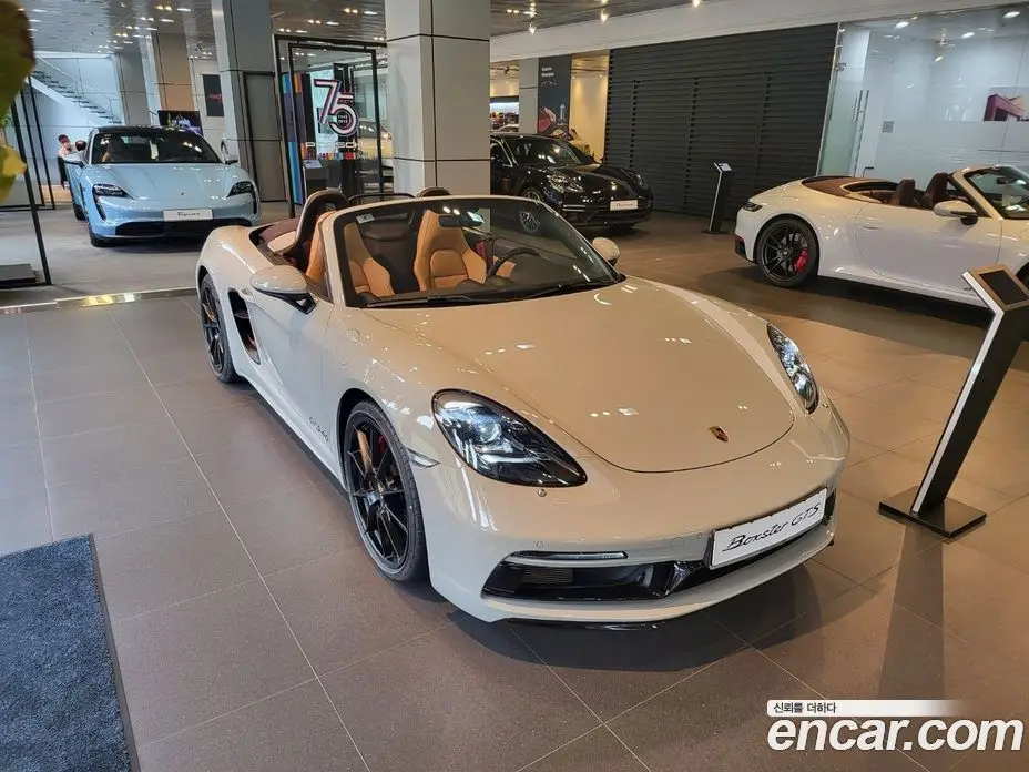 Porsche 718 2023 4.0 автомат (гидро), фото 5 Porsche 718 2023 4.0 автомат (гидро), фото 5