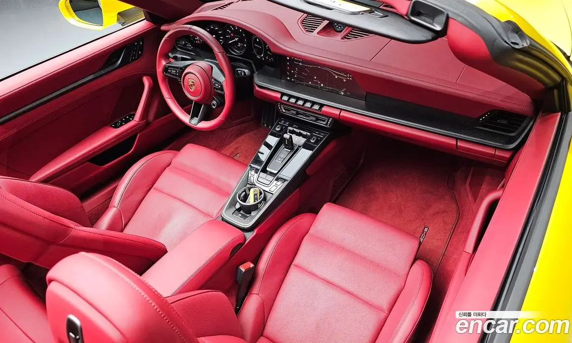 Porsche 911 2023 3.0 автомат (гидро), фото 24