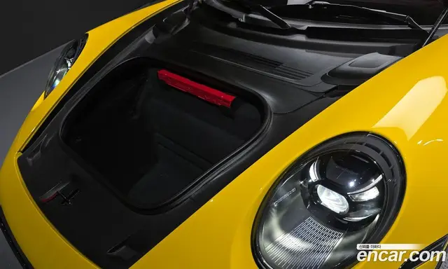 Porsche 911 2023 3.0 автомат (гидро), миниатюра 6