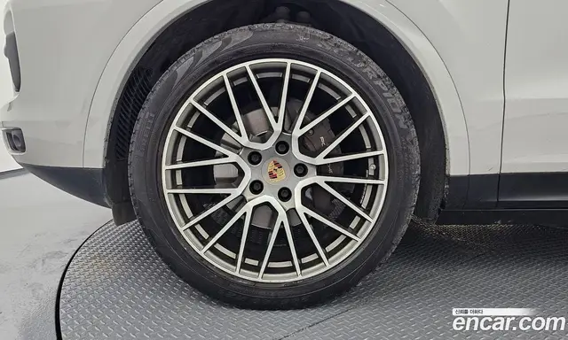 Porsche Cayenne 2022 3.0 автомат (гидро), миниатюра 4 Porsche Cayenne 2022 3.0 автомат (гидро), миниатюра 4