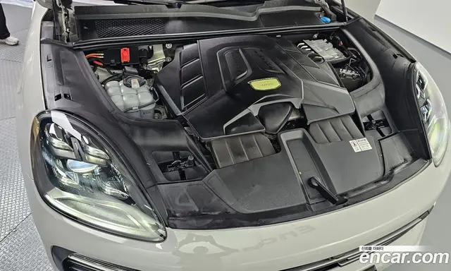 Porsche Cayenne 2022 3.0 автомат (гидро), миниатюра 5 Porsche Cayenne 2022 3.0 автомат (гидро), миниатюра 5