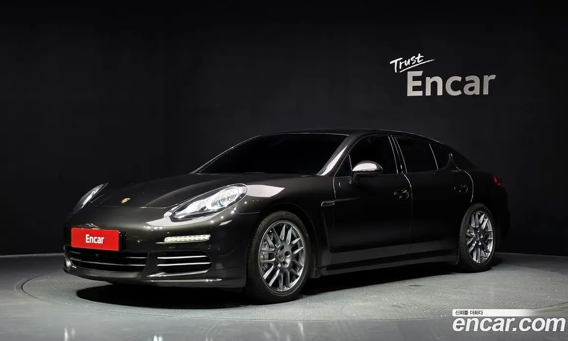 Porsche Panamera 2014 3.6 автомат (гидро), фото 1 Porsche Panamera 2014 3.6 автомат (гидро), фото 1