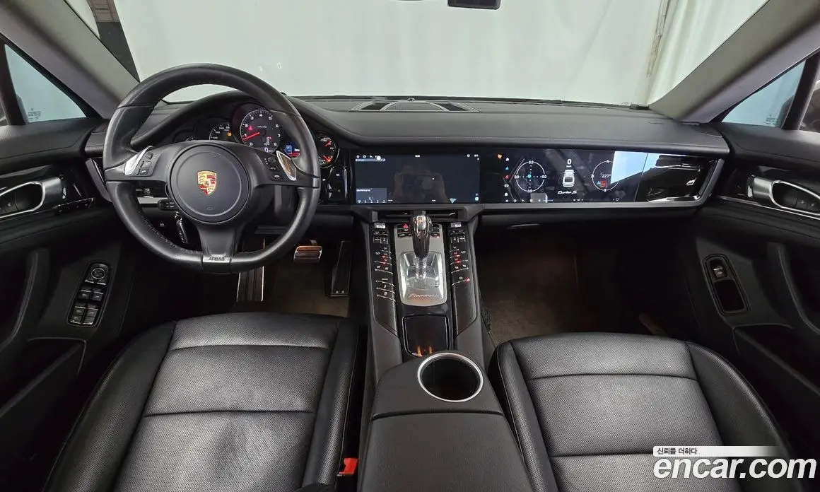 Porsche Panamera 2014 3.6 автомат (гидро), фото 7 Porsche Panamera 2014 3.6 автомат (гидро), фото 7