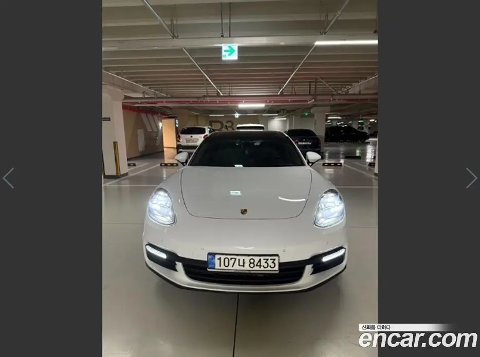 Porsche Panamera 2018 3.0 автомат (гидро), фото 1 Porsche Panamera 2018 3.0 автомат (гидро), фото 1