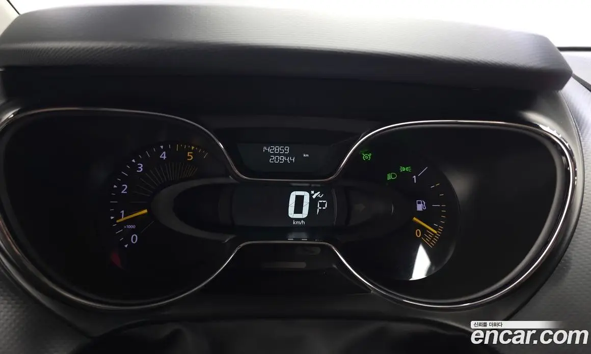 Renault (Samsung) QM3 2014 1.5 автомат (гидро), фото 11 Renault (Samsung) QM3 2014 1.5 автомат (гидро), фото 11
