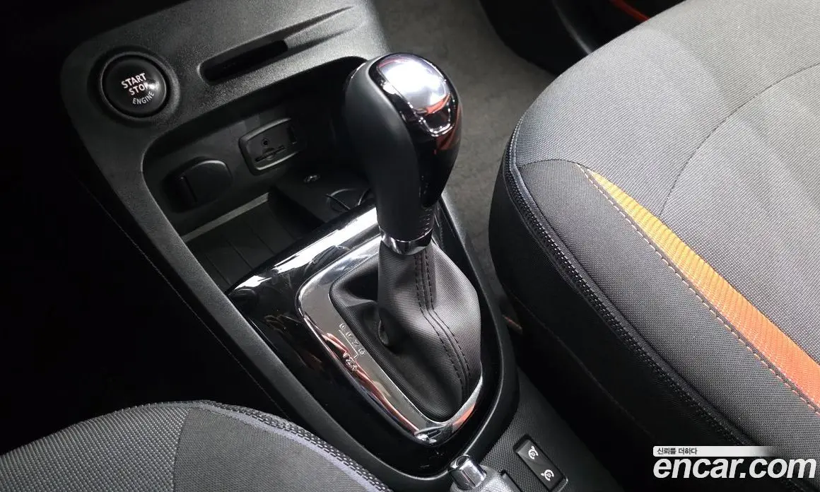 Renault (Samsung) QM3 2014 1.5 автомат (гидро), фото 12 Renault (Samsung) QM3 2014 1.5 автомат (гидро), фото 12
