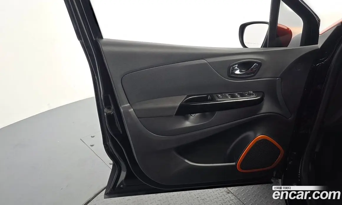 Renault (Samsung) QM3 2014 1.5 автомат (гидро), фото 14 Renault (Samsung) QM3 2014 1.5 автомат (гидро), фото 14