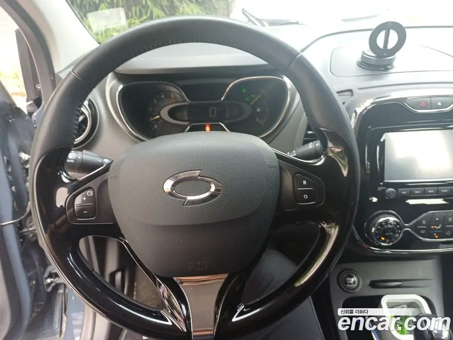 Renault (Samsung) QM3 2015 1.5 автомат (гидро), фото 9 Renault (Samsung) QM3 2015 1.5 автомат (гидро), фото 9