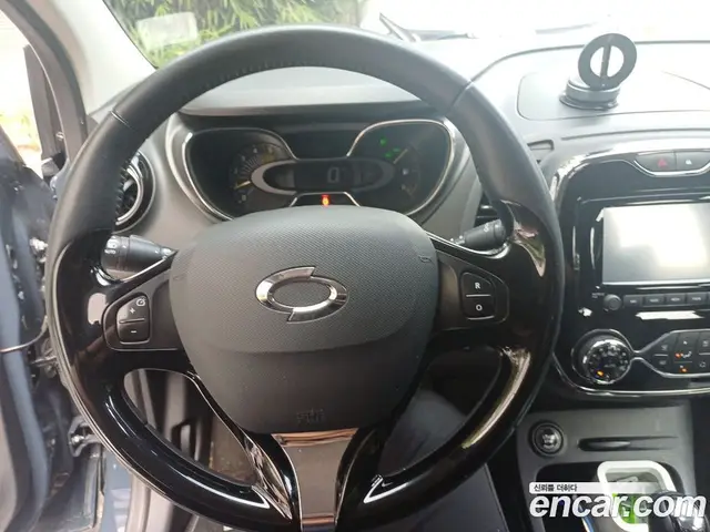 Renault (Samsung) QM3 2015 1.5 автомат (гидро), миниатюра 9 Renault (Samsung) QM3 2015 1.5 автомат (гидро), миниатюра 9