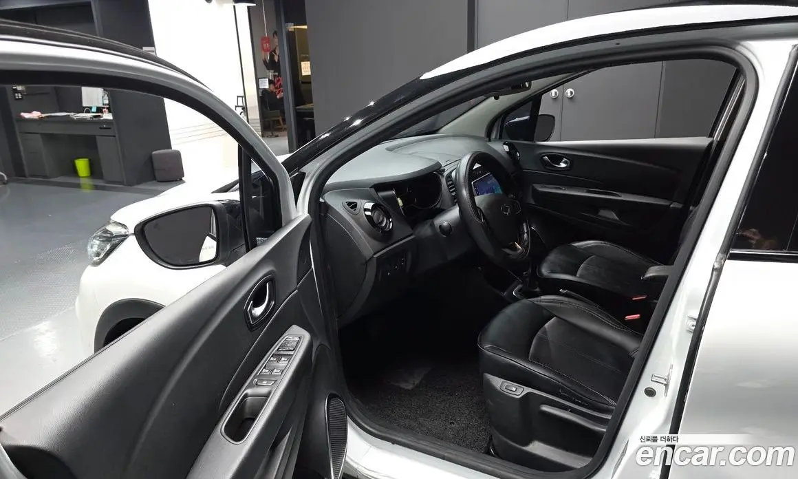 Renault (Samsung) QM3 2019 1.5 автомат (гидро), фото 10 Renault (Samsung) QM3 2019 1.5 автомат (гидро), фото 10