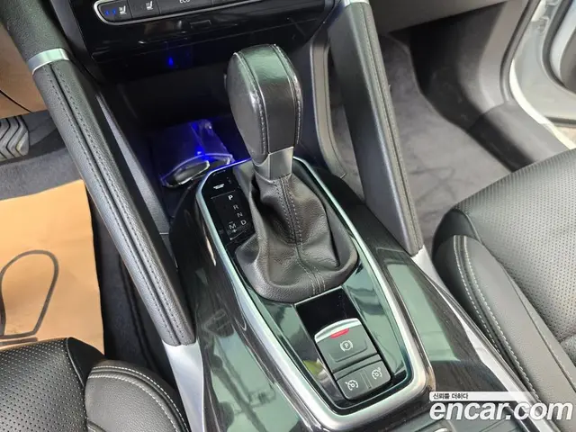 Renault (Samsung) QM6 2017 2.0 автомат (гидро), миниатюра 11 Renault (Samsung) QM6 2017 2.0 автомат (гидро), миниатюра 11