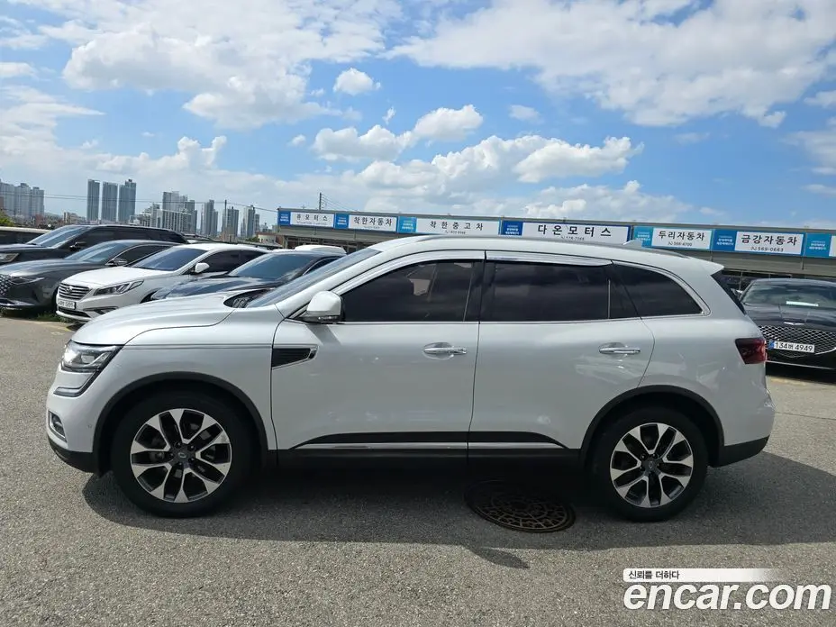 Renault (Samsung) QM6 2017 2.0 автомат (гидро), фото 4 Renault (Samsung) QM6 2017 2.0 автомат (гидро), фото 4