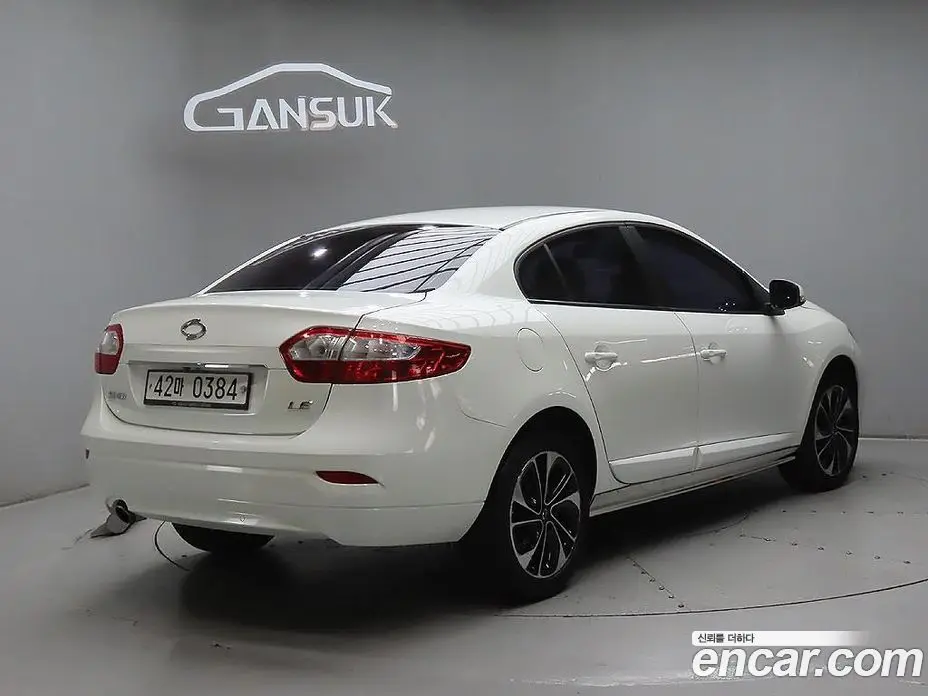 Renault (Samsung) SM3 2015 1.6 автомат (гидро), фото 4 Renault (Samsung) SM3 2015 1.6 автомат (гидро), фото 4