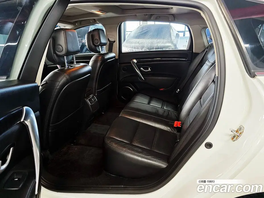 Renault (Samsung) SM7 2012 2.5 автомат (гидро), фото 8 Renault (Samsung) SM7 2012 2.5 автомат (гидро), фото 8