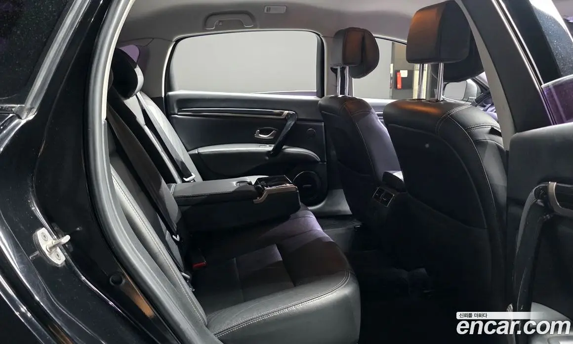 Renault (Samsung) SM7 2015 2.5 автомат (гидро), фото 17 Renault (Samsung) SM7 2015 2.5 автомат (гидро), фото 17
