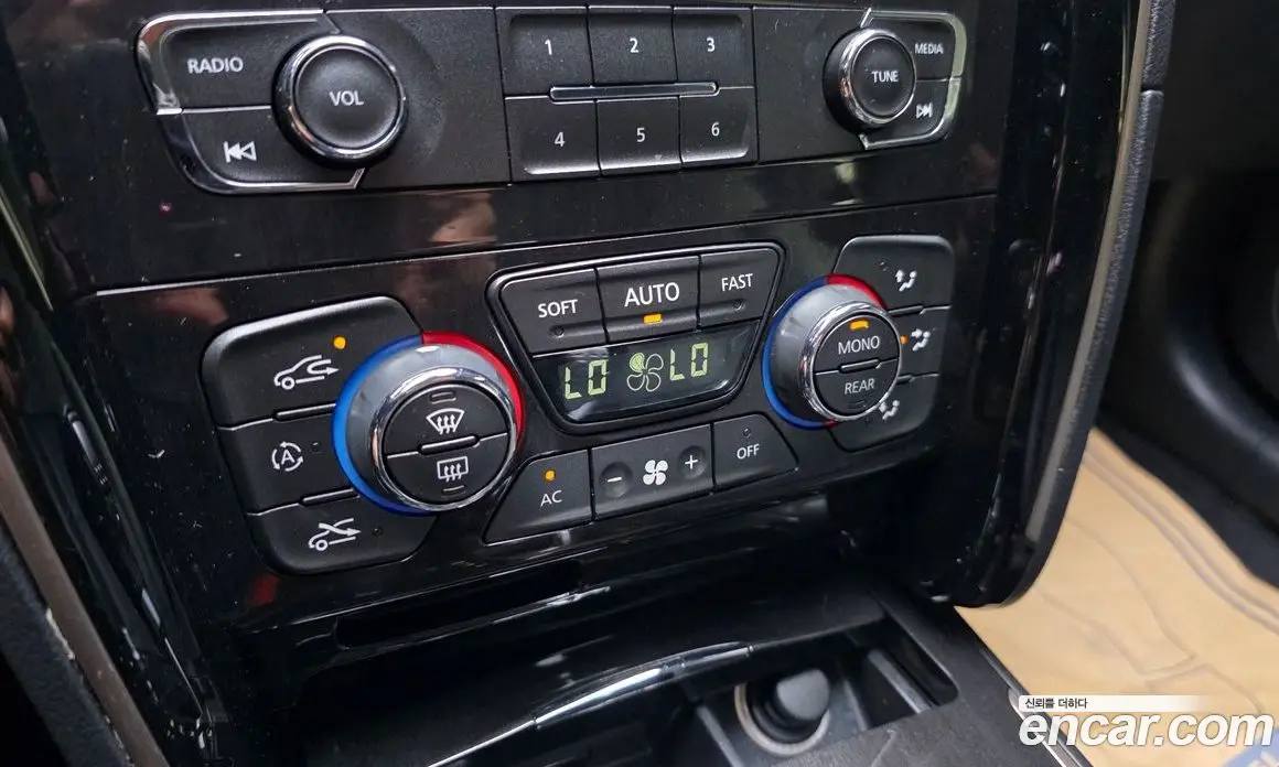 Renault (Samsung) SM7 2015 2.5 автомат (гидро), фото 31 Renault (Samsung) SM7 2015 2.5 автомат (гидро), фото 31