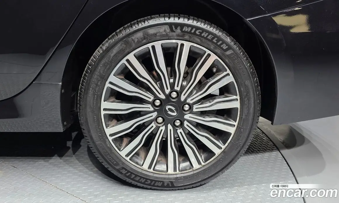 Renault (Samsung) SM7 2015 2.5 автомат (гидро), фото 7 Renault (Samsung) SM7 2015 2.5 автомат (гидро), фото 7