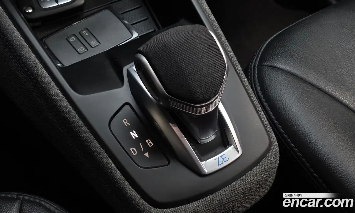 Renault (Samsung) Zoe 2021 0.2 автомат (гидро), фото 9 Renault (Samsung) Zoe 2021 0.2 автомат (гидро), фото 9